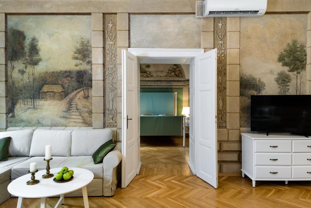 P&J Luxury Apartments Cracóvia Exterior foto