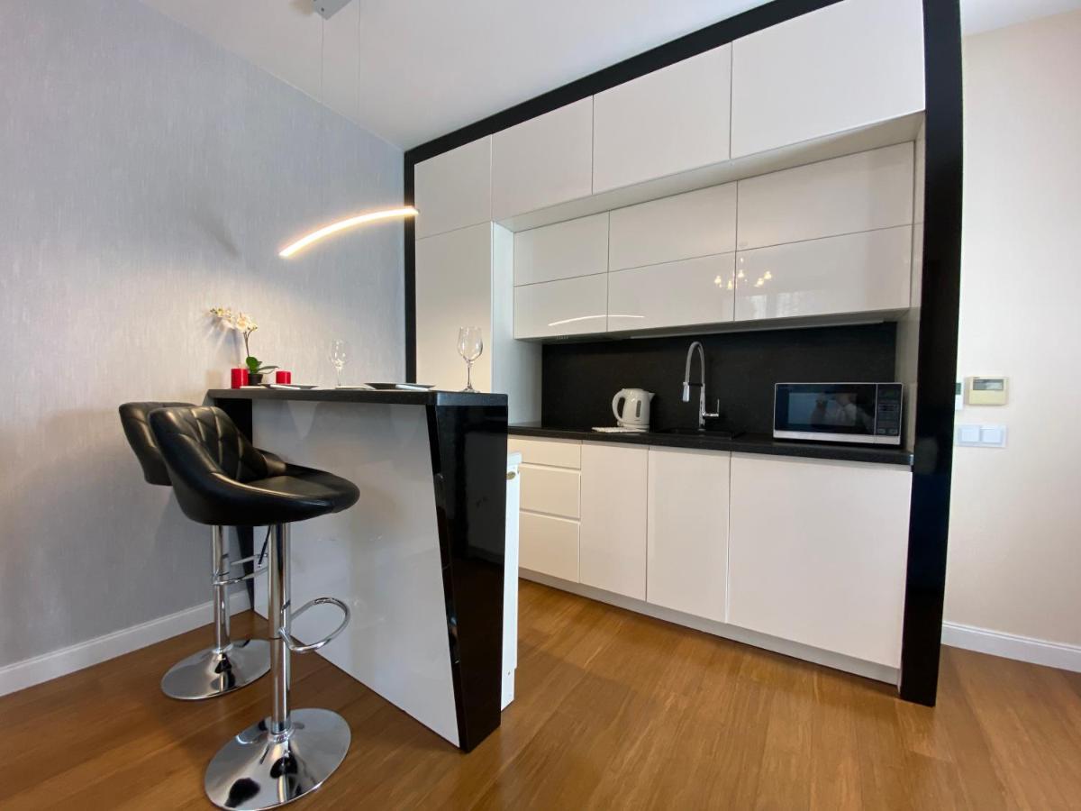 P&J Luxury Apartments Cracóvia Exterior foto